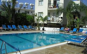 Pavlinia Apartments 3*